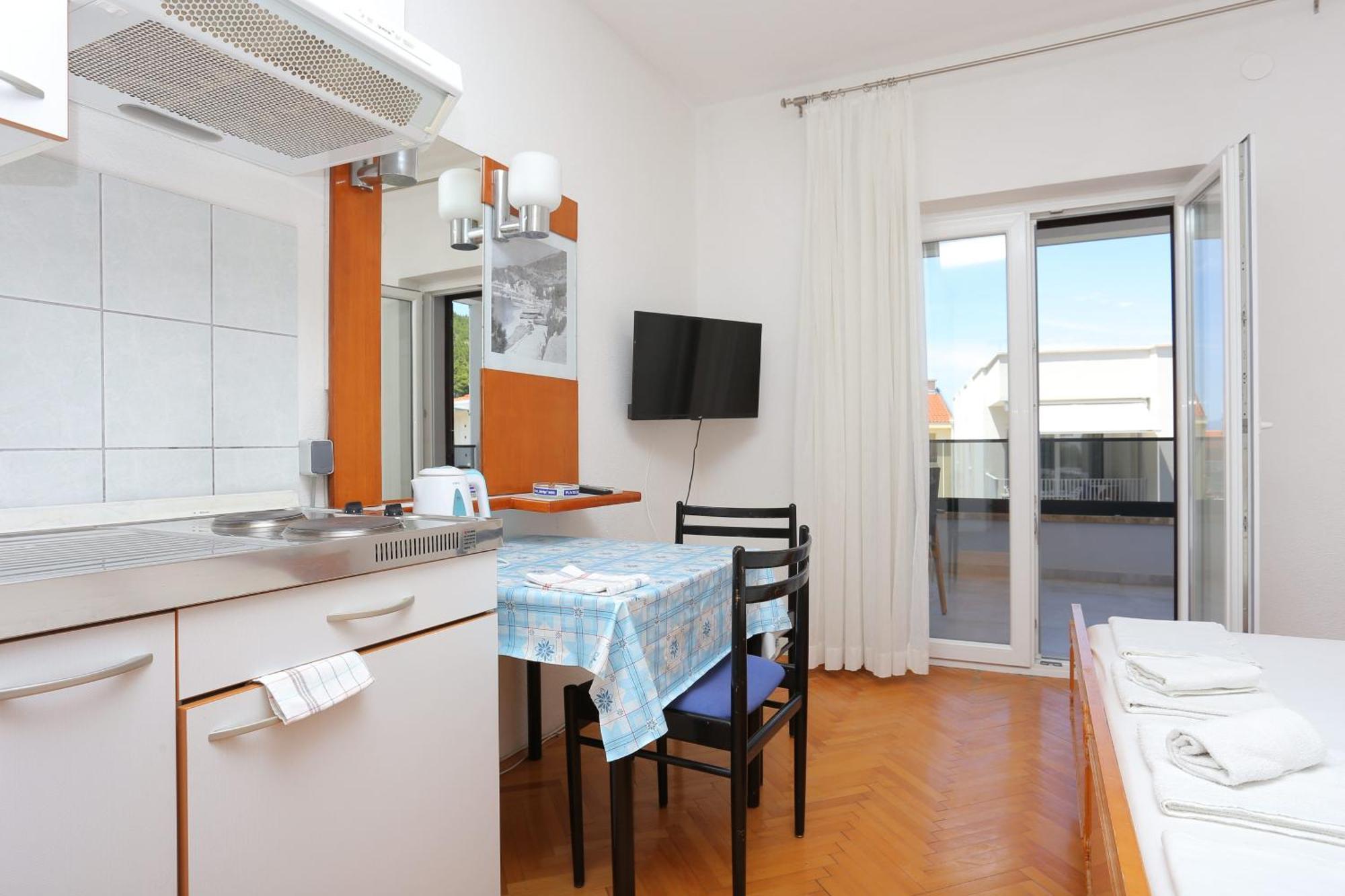 Apartments With A Parking Space Baska Voda, Makarska - 6773 Exterior foto