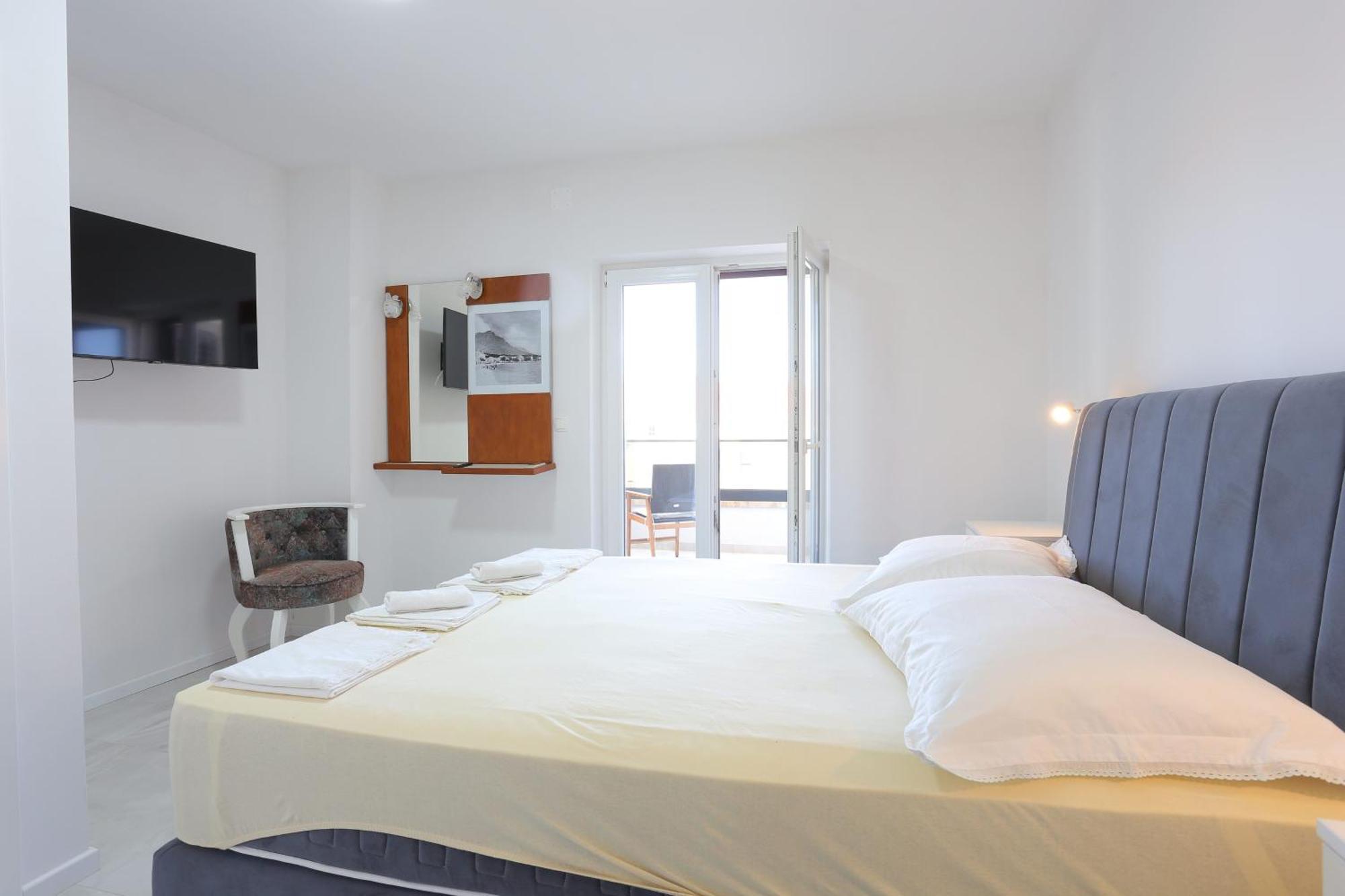 Apartments With A Parking Space Baska Voda, Makarska - 6773 Zimmer foto